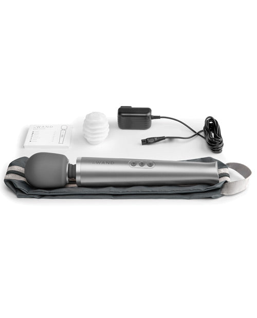 Le Wand Le Wand Rechargeable Vibrating Massager - Grey - Image 2